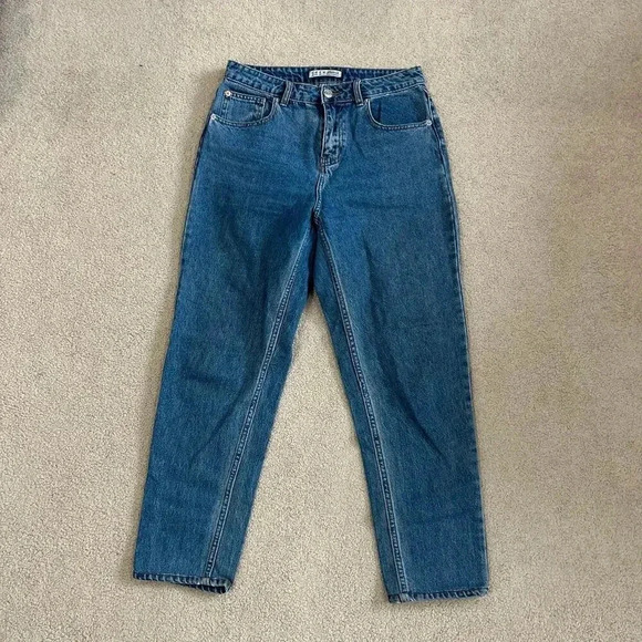 Denim Co. Medium Wash Blue High Waisted Cotton Straight Leg Jeans Size 8 - Picture 2 of 9